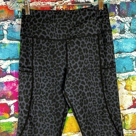 G4 Free Animal Print Athletic Leggings Workout Pants Size XS - Picture 3 of 9